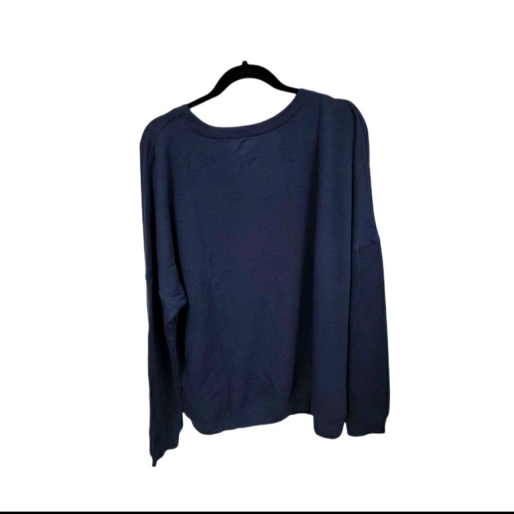 NWT Looney Tunes Pullover - Picture 2 of 4